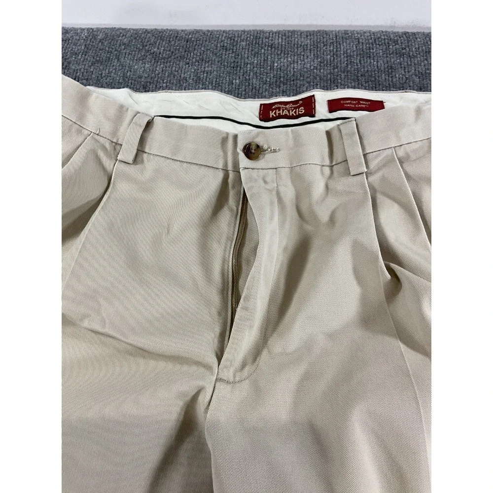 Eddie Bauer Khaki Pants Mens 40W Relaxed Fit Comfort Waist 100% Cotton Tan Casua
